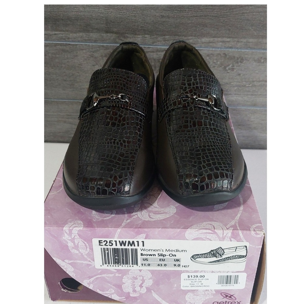 Aertex Essence Brown Croc Leather Slip on Loafers Women's Size 11 M Comfort